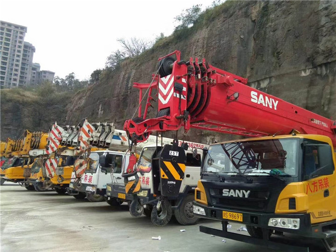 门源吊车出租按什么计费？台班费、单次费、里程费怎么算？